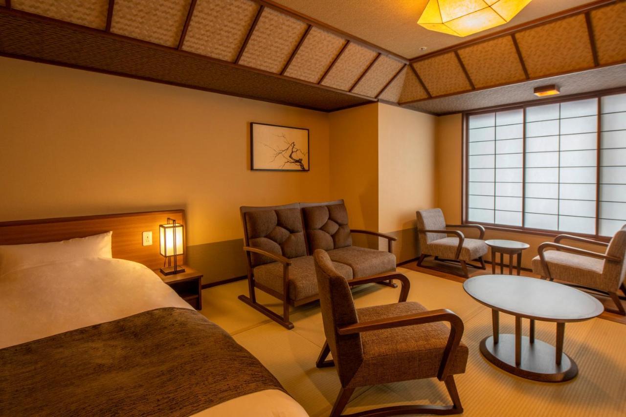 Jozankei Onsen Yurakusoan Hotel Sapporo Bagian luar foto
