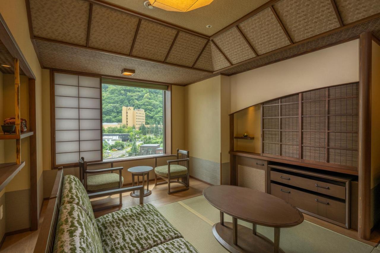 Jozankei Onsen Yurakusoan Hotel Sapporo Bagian luar foto