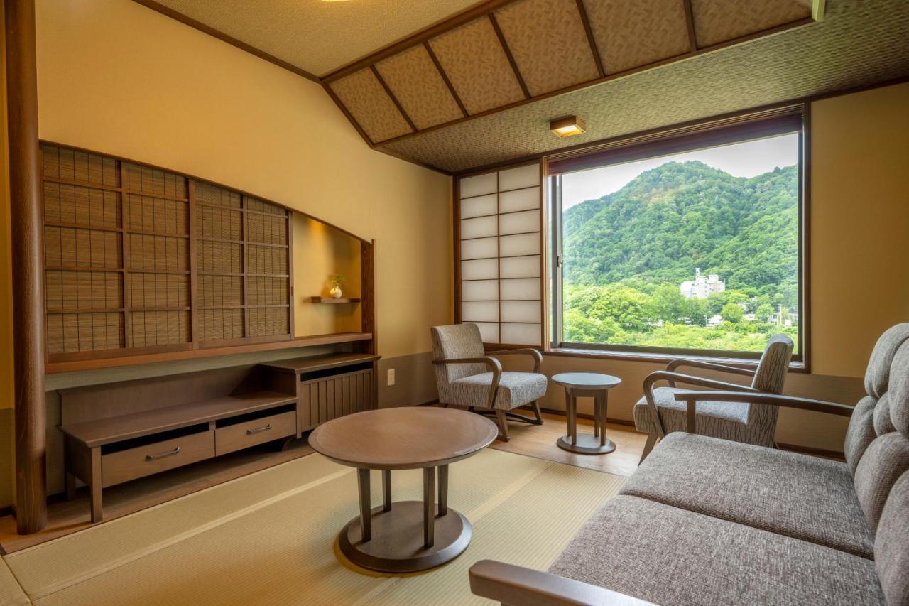 Jozankei Onsen Yurakusoan Hotel Sapporo Bagian luar foto