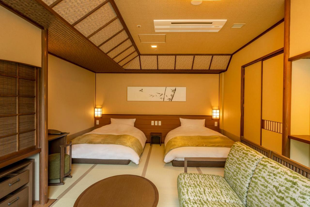 Jozankei Onsen Yurakusoan Hotel Sapporo Bagian luar foto