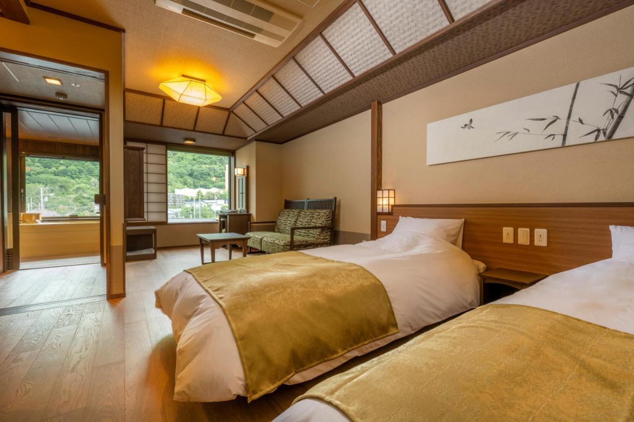 Jozankei Onsen Yurakusoan Hotel Sapporo Bagian luar foto