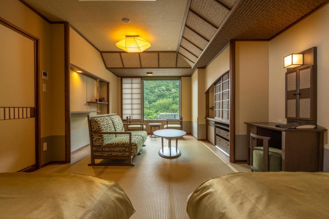 Jozankei Onsen Yurakusoan Hotel Sapporo Bagian luar foto