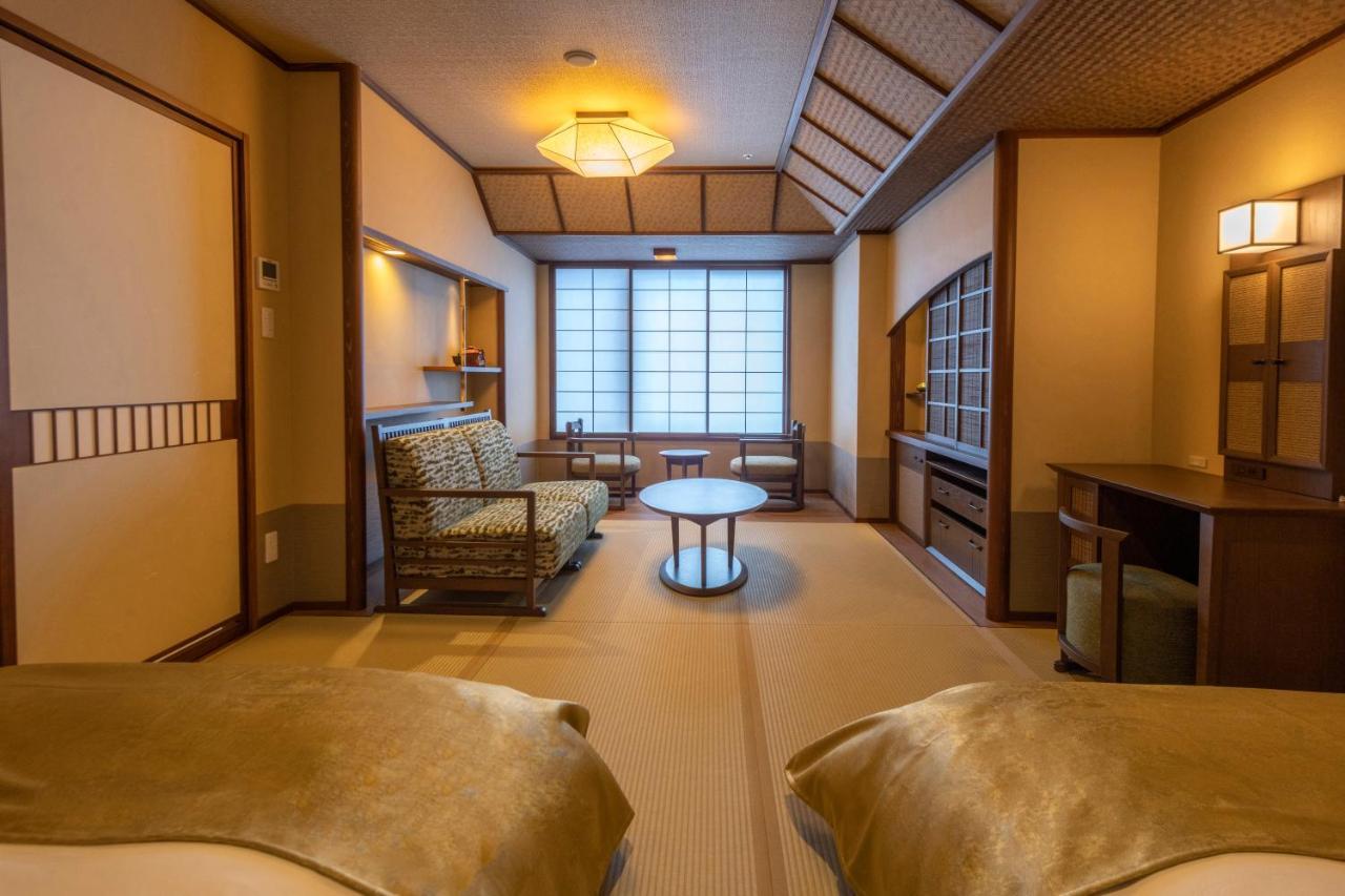 Jozankei Onsen Yurakusoan Hotel Sapporo Bagian luar foto