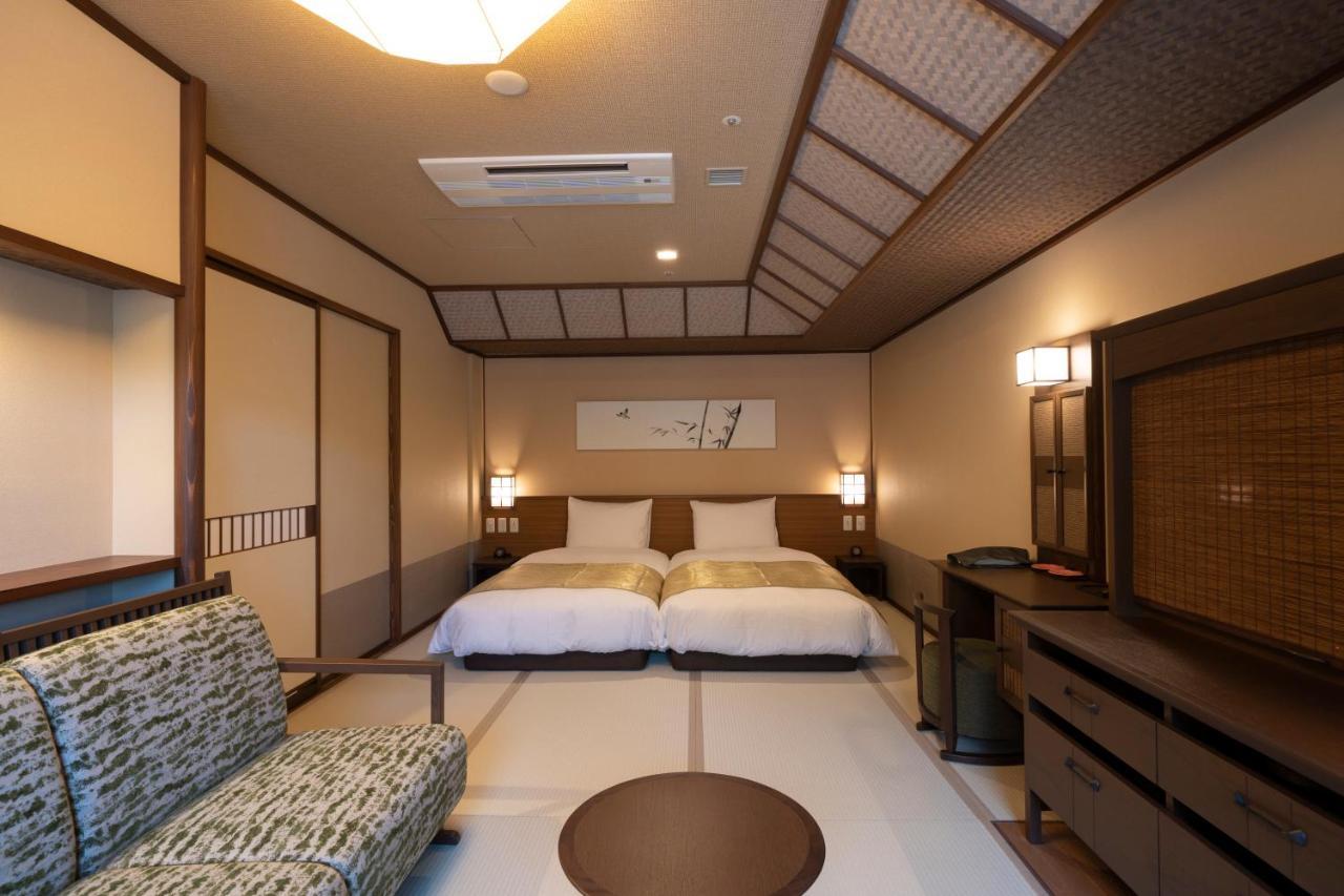 Jozankei Onsen Yurakusoan Hotel Sapporo Bagian luar foto