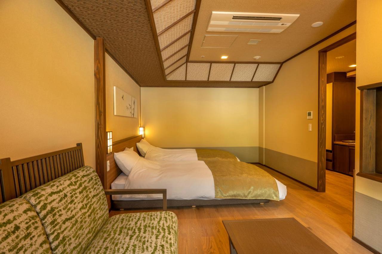 Jozankei Onsen Yurakusoan Hotel Sapporo Bagian luar foto