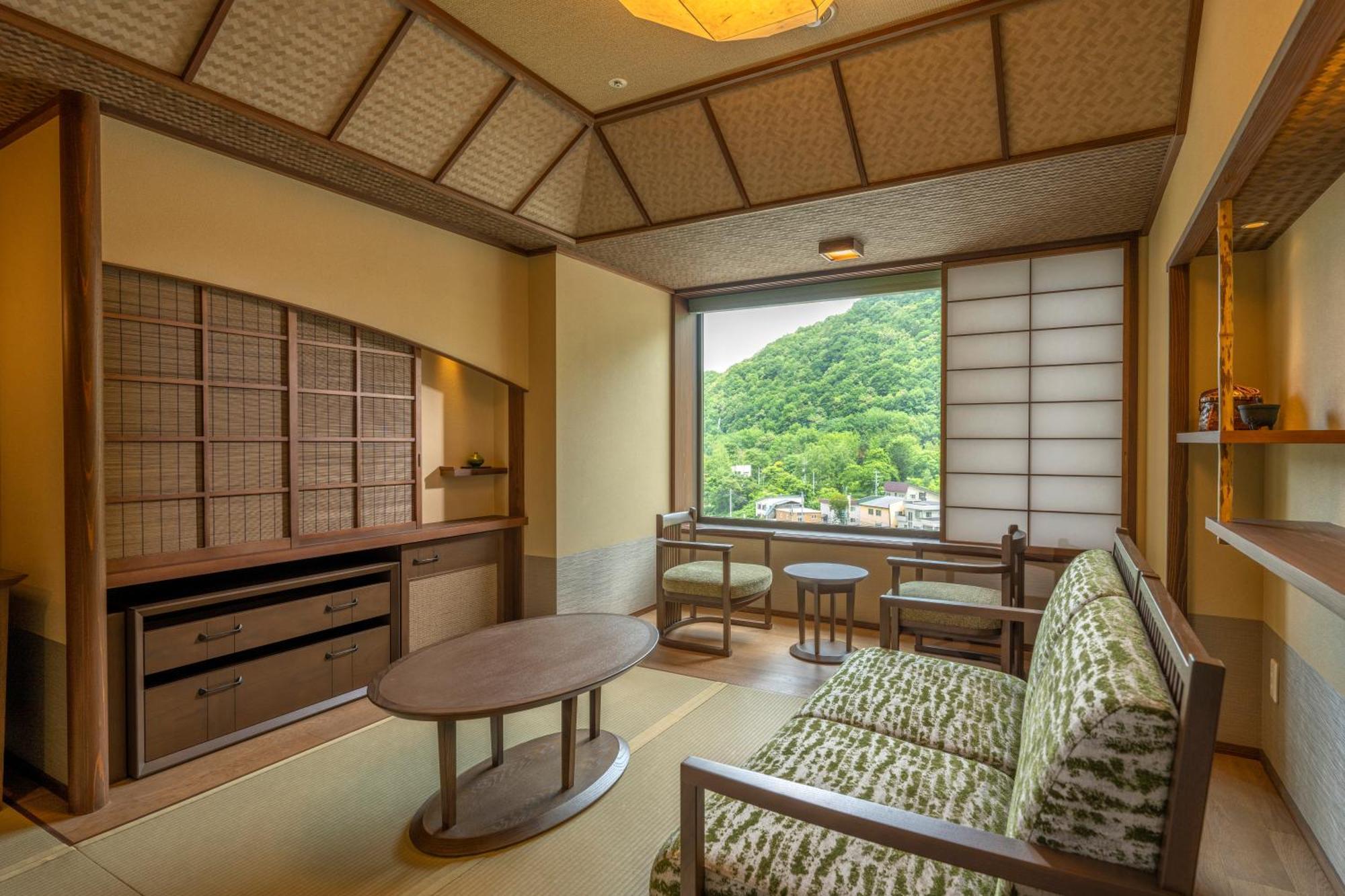 Jozankei Onsen Yurakusoan Hotel Sapporo Bagian luar foto